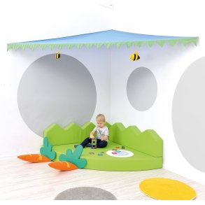 Legehjrne til de sm -farverig indretning med bibshop