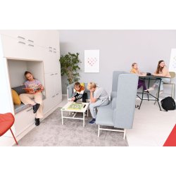 Stilt To-personers sofa med hj ryg