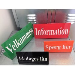 Skilte - fritstende med valgfri tekst