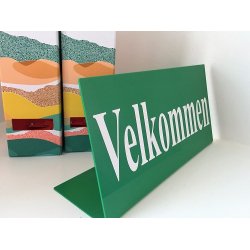 Skilte - fritstende med valgfri tekst