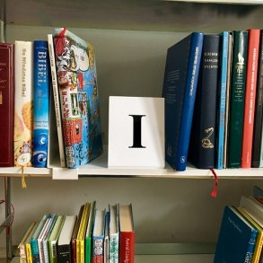 Alfabetst, A- med stort bogstav