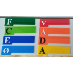 Skilleplade med bogstav, Small. St med 29 stk.