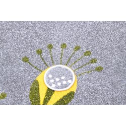 Kmpe legetppe med blomster