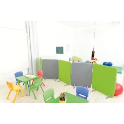 Lydabsorberende skrmvg 