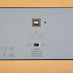 Projektor til lys- og skyggespil