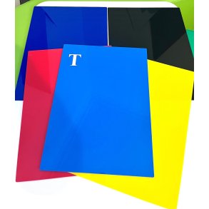 Skilleplader med bogstaver