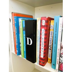 Bred skillesttte, st med alfabetet