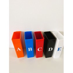 Bred skillesttte, st med alfabetet