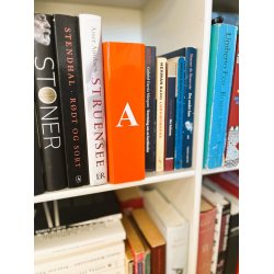 Bred skillesttte, st med alfabetet