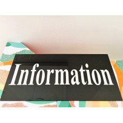 Skilte til ophng med valgfri tekst