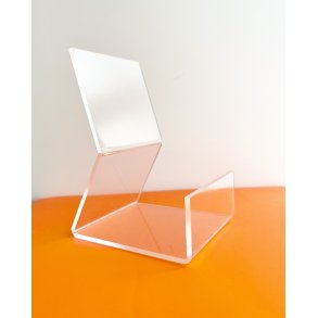 Bogholder i akryl (B:8 cm H:13 cm D:9,5cm)