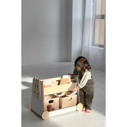 Mobil tr�reol p� hjul til b�ger og leget�j � tosidet