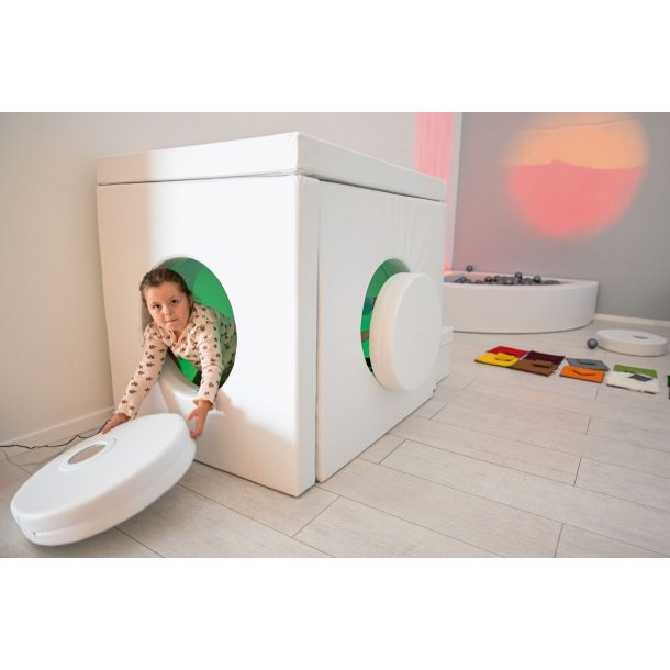 Hvidt hus med vinduer