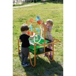 Mobilt vand- og sandbord til institutioner